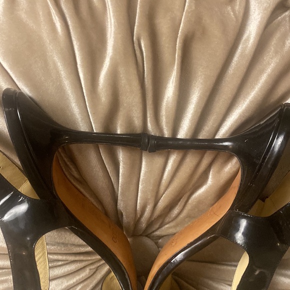 Jimmy Choo Black Women's Sandals Heels - strap
40 EU 9.5 & 10 US Gorgeous Shoes - Picture 7 of 9